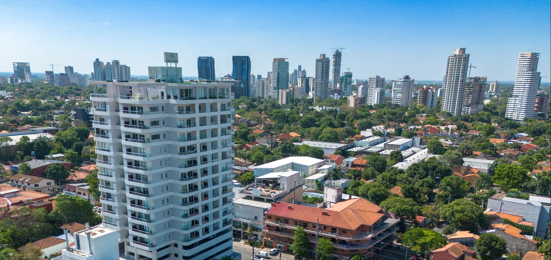 Asunción — quartiers verts, tours nouvelles